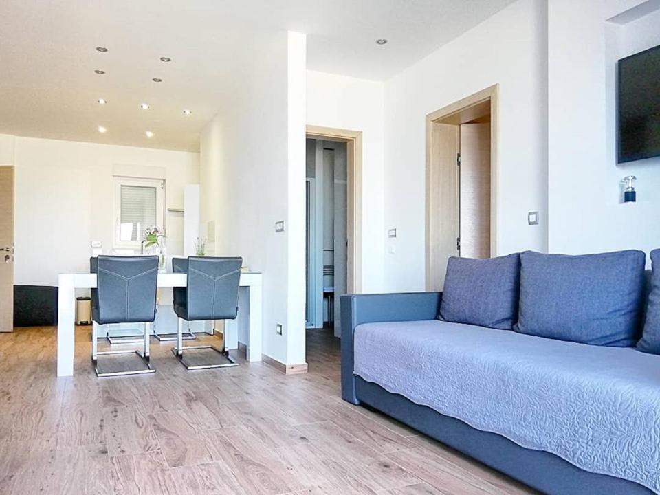 Luxury Rooms Beach Mediteran Podstrana Bagian luar foto